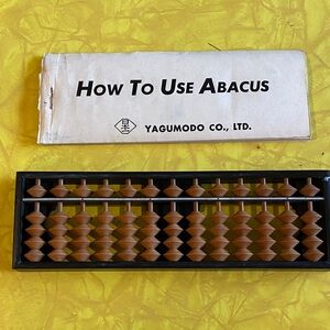 Yagumodo Abacus with Instruction Booklet
